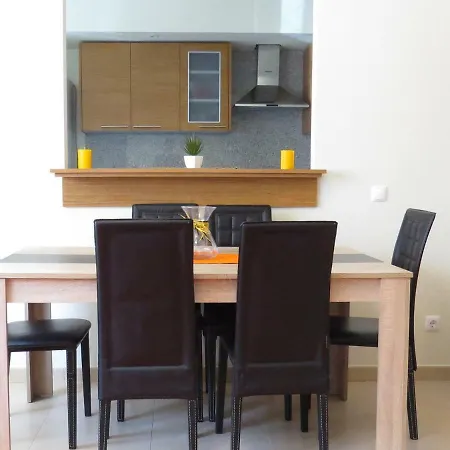 Ap Amendoeiras Apartment